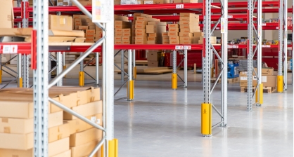 Wie schützt man Regale? Ein umfassender Leitfaden zum Schutz in industrieller Umgebung