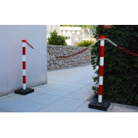 Absperrpfosten mit Sockel