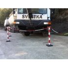 Absperrpfosten Economic mit eckigem Sockel, rot-weiß