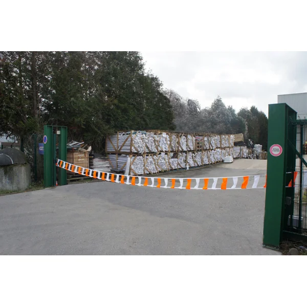 Absperrung maxi 15M mit selbstaufwickelndem Mechanismus – H.30 cm, rot-weiß