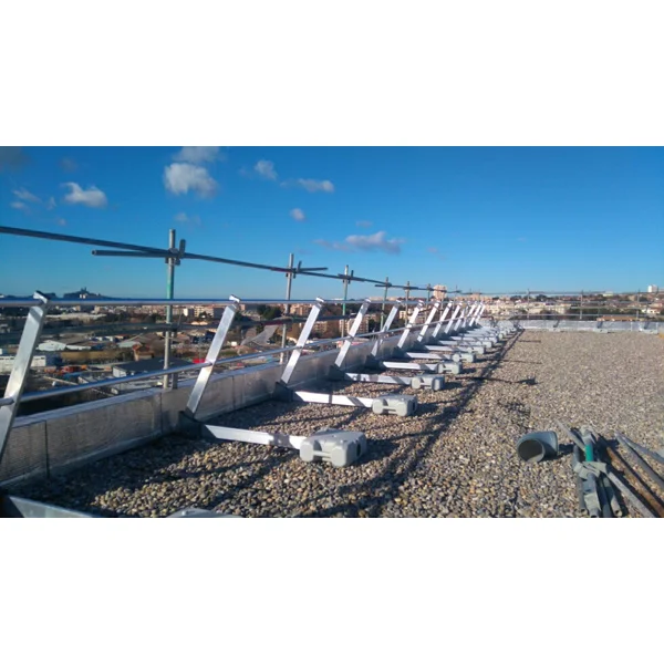 Aluminiumgeländer VarioRail ALU Stabil 24, geneigt – mit durchgehenden Geländerstäben, Länge bis 10 m