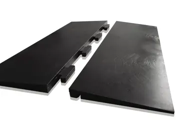 Anfahrleiste aus recyceltem PVC, StandardRecycled, 445×150×3-15mm, glatte Oberfläche