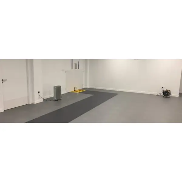 Anfahrleiste für Bodenfliesen Ecotile PVC – eckig, dunkelgrau, 580×80×7 mm