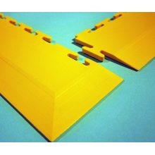 Anfahrleiste für Bodenfliesen Ecotile PVC – eckig, gelb, 580×80×7mm