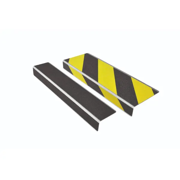 Antirutsch-Profil für Treppenkanten WT-5409 – Mineralgranulat in Kunstharz, gelb-schwarz, 600×31×106 mm