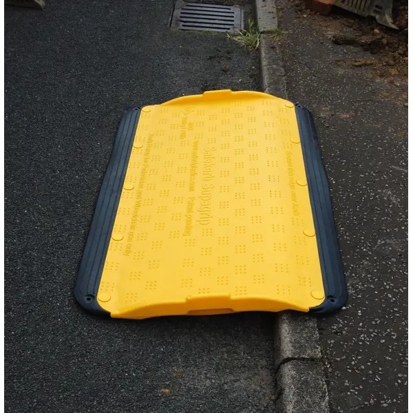 Auffahrrampe, 1280×760×110 mm