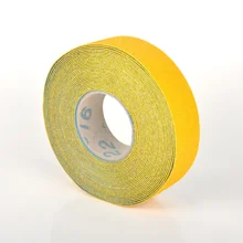 Beständiges, biegsames Bodenband mit Antirutsch-Oberfläche WT-5845 – PU, gelb, 50 mm × 25 m