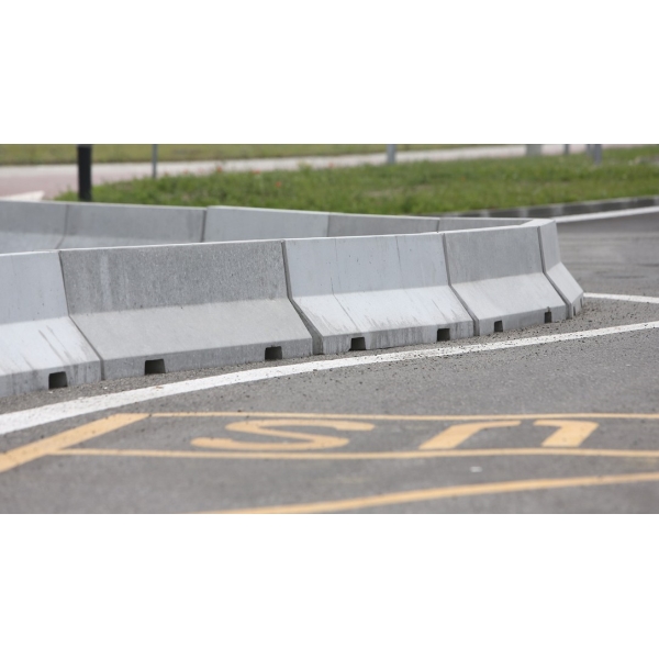 Betonschutzplanke 50 HS01CSB – Mittelstück, 2000×440×500 mm