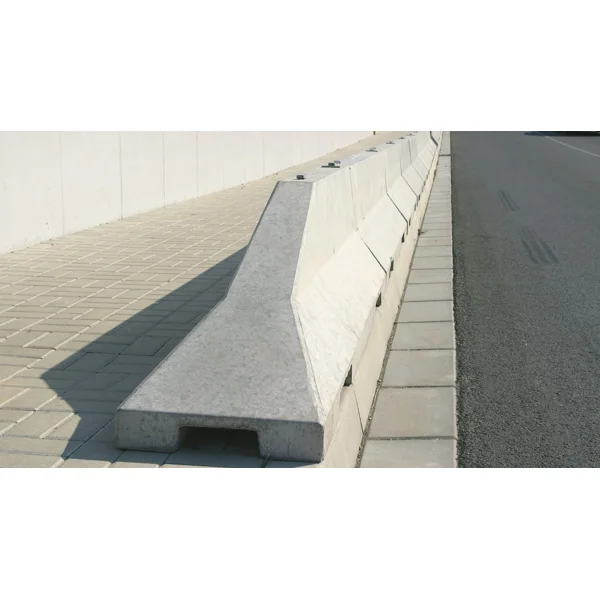 Betonschutzplanke 50 HS01CSB, verkürzt, schraffiert–Mittelstück, gelb–schwarz, 1000×440×500 mm