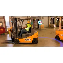 BlueDetect Begrenzungslicht für Gabelstapler mit Rückfahrsensoren – 2× Radarwarner, 1× LED-Leuchte 180°, 1× Metallhalterung