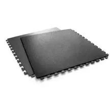 Bodenfliese StandardRecycled aus recyceltem PVC – 500×500×6 mm, aufgeraute Oberfläche, schwarz