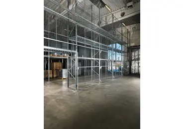 Draht- und Stahlgitter Modul Vario mit Länge 15m und mehr – Maschendraht 100×20mm, Draht D.2,5mm, Ständer 60×60×2350mm, verzinkt, H.2350mm