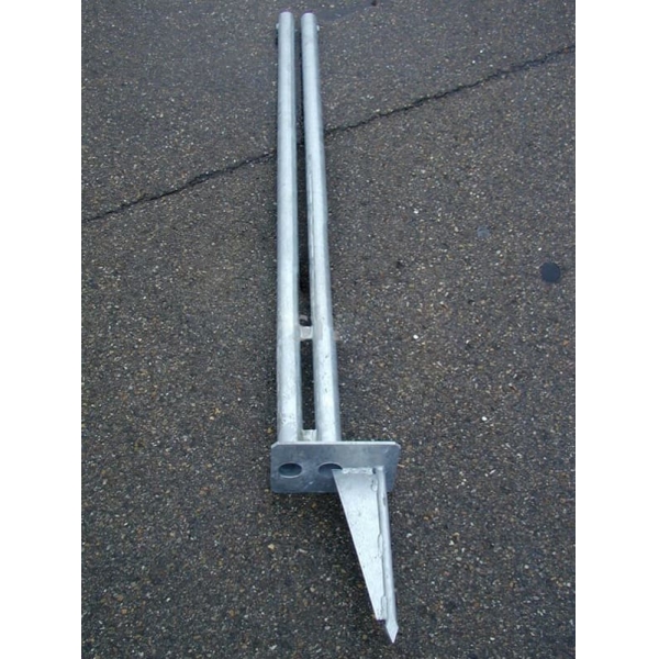 Endpfosten für Schneefangzaun Maibach Typ B – H.1300mm, inkl. Pflöcke und Kabeln