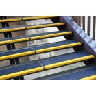 GFK-Antirutsch-Treppenkantenprofil Medium – breit, 230x1000x30 mm, Dicke 3,8 mm, schwarz