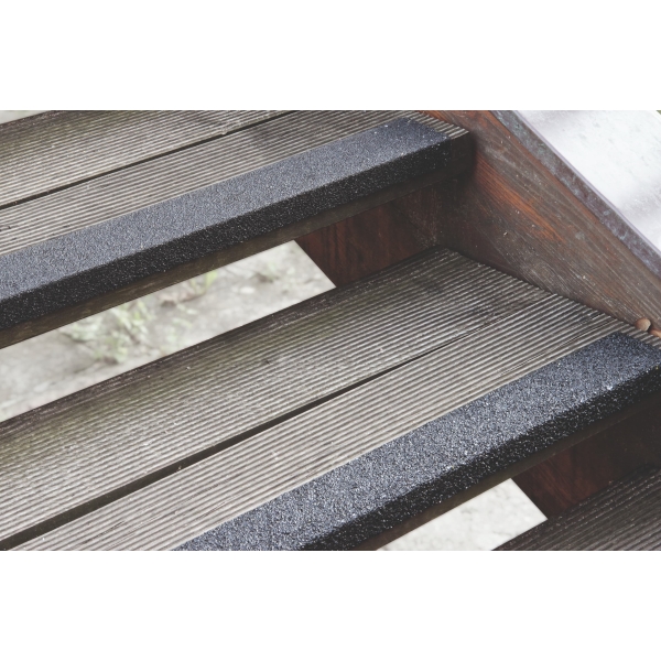 GFK-Antirutsch-Treppenkantenprofil Premium – eng, 70x800x30 mm, Dicke 4,2 mm, schwarz
