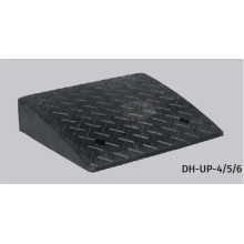 Gummi-Auffahrrampe, Mittelstück – schwarz, 500×300×140 mm