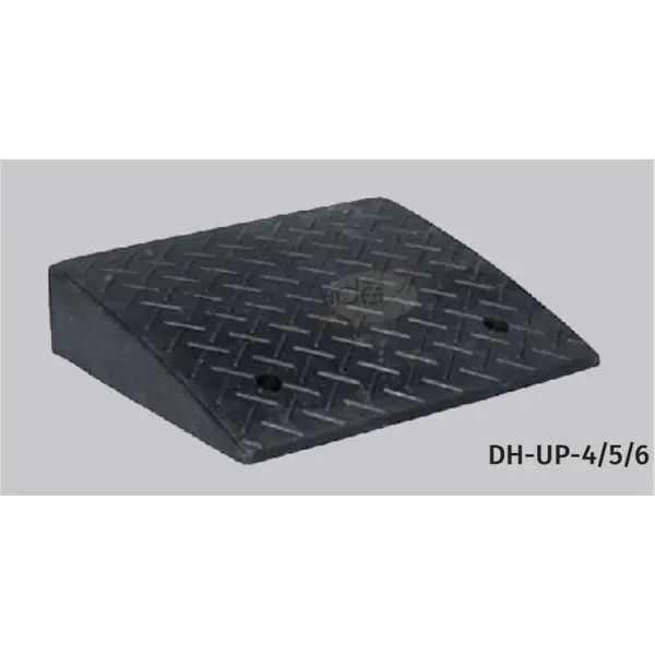 Gummi-Auffahrrampe, Mittelstück – schwarz, 500×300×140 mm