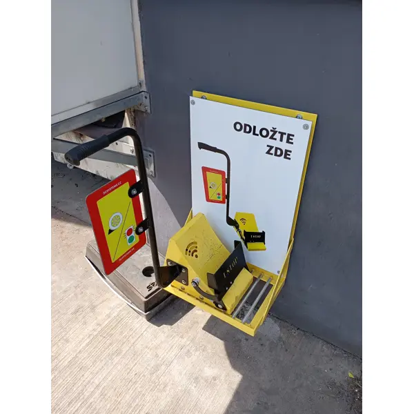 iStop – Rad-Unterlegkeil mit Signalisierung