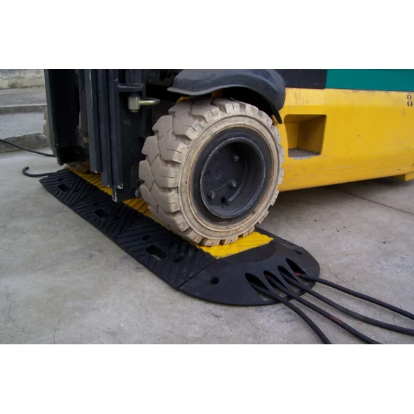 Kabelbrücke, 10 t – 400×500×70 mm, gelb-schwarz