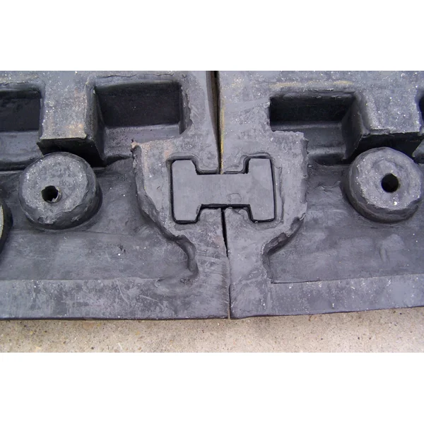 Kabelbrücke, 10 t, Eckstück 30° – 250×500×70 mm, gelb-schwarz