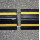 Kabelbrücke, 5 km/h, 40t – 1000×240×70 mm, gelb-schwarz