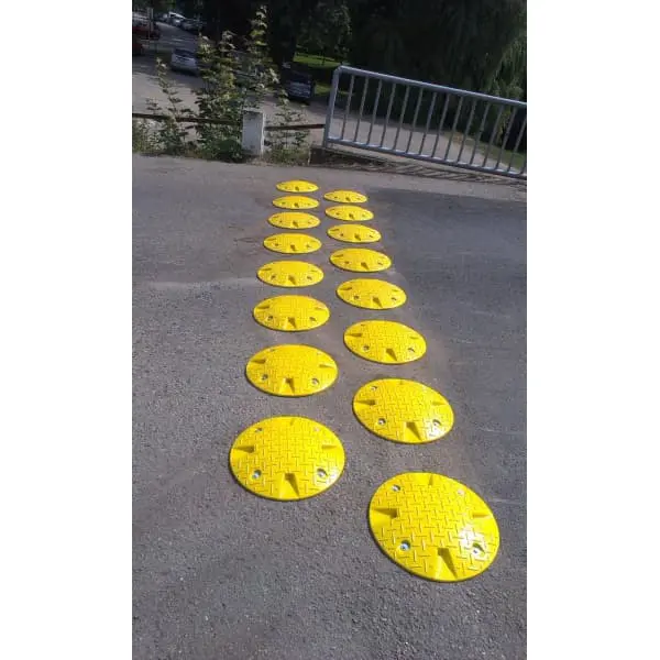 Kleine Bremsschwelle Berliner Kissen, Retarder 20km/h, gelb