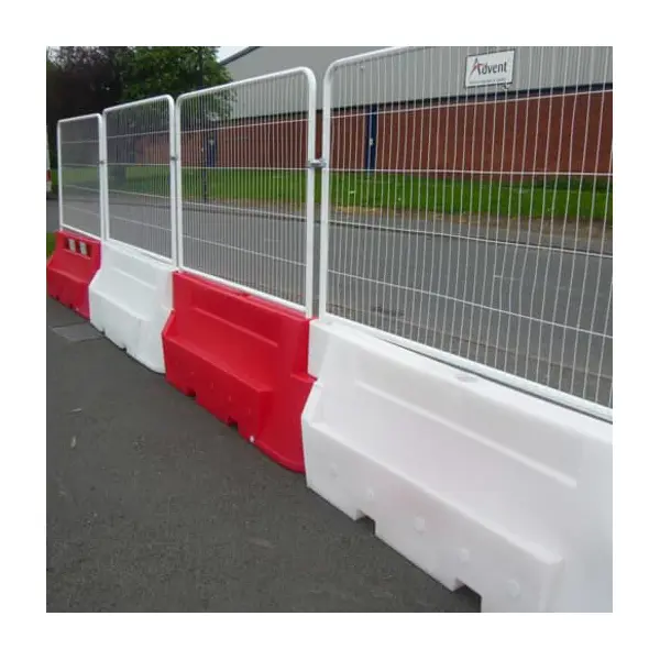 Kunststoff-Schutzplanke Nova Baufence – MDPE, rot, 800×520×2000 mm