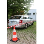 Leitkegelaufsatz RotaCap Universal, drehbar für Kunststoffkette und Absperrband – weiß