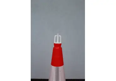 Leitkegelaufsatz RotaCap Universal, drehbar für Kunststoffkette und Absperrband – weiß