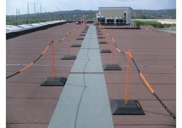 Mobile Dachabsperrung – Drahtpfosten inkl. Pfostenfuß aus recyceltem Gummi