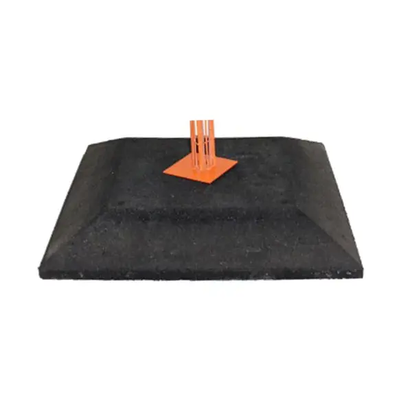 Mobile Dachabsperrung – Pfostenfuß aus recyceltem Gummi