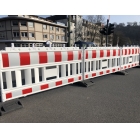 Mobile Kunststoff-Straßensperre EURO3 ohne Lichtadapter – retroreflektierende Folie RA1, rot-weiß, 2,1×1m