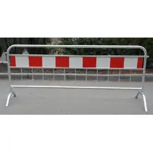 Mobile Metallabsperrung ROAD GUARD – Länge 300 cm, Profil 32