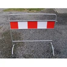 Mobile Metallabsperrung ROAD GUARD – reflektierende Folie, Länge 100 cm, Profil 22