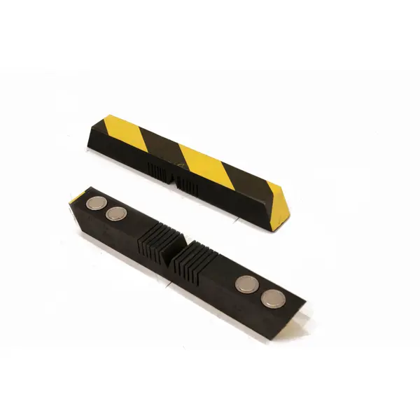 Mobiler Magnet-Prallschutz für Flurfördertechnik  Bumper V, biegsam – 400×50×50 mm