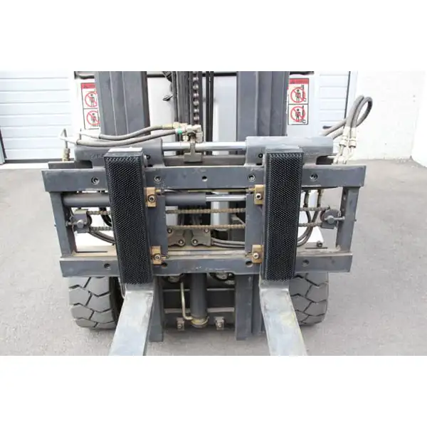 Mobiler Magnet-Prallschutz für Flurfördertechnik mit Gummiborsten – 540×120×50 mm