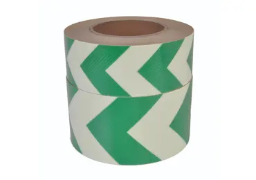 Nachleuchtendes Boden- und Wandband (mit Antirutsch-Oberfläche) – PVC, grüne richtungsweisende Streifenmarkierung