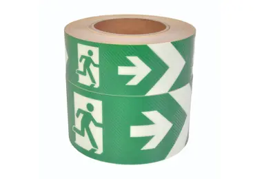 Nachleuchtendes Boden- und Wandband (mit Antirutsch-Oberfläche) – PVC, Rettungszeichen rechts gerichtet