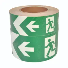 Nachleuchtendes Boden- und Wandband, Rettungszeichen links gerichtet – PVC, 25 mm × 10 m