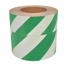 Nachleuchtendes Boden- und Wandband, Streifen – PVC, grün, 25 mm × 10 m