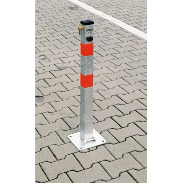 Parkpfosten BASIC – Stahl, silber-rot, 800 mm, klappbar, Verschloss FAB