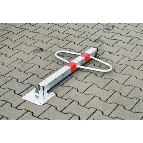 Parkpfosten Schmetterling – Stahl, silber-rot, 800×590 mm, klappbar, Verschluss FAB