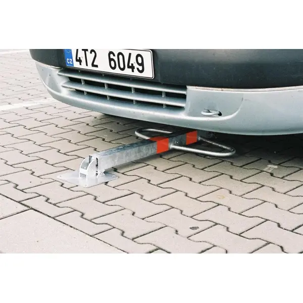 Parkpfosten Schmetterling – Stahl, silber-rot, 800×590 mm, klappbar, Verschluss FAB