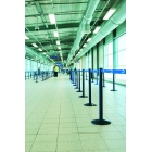 Pfosten QueueWay, schwarz – Paar, selbstaufwickelndes Band 2,3 m, blau