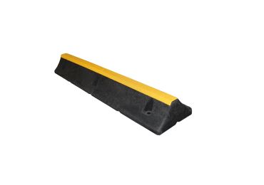 Prallschutz BusStop aus recyceltem Gummi
