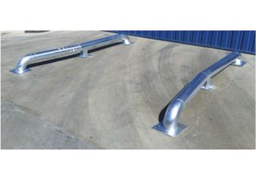Reifenleitboard für LKW, verzinkter Stahl, L. 2620 mm, H. 260 mm, DM. 140 mm, S. 3 mm (Paar)