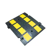 Retarder – Kabelbrücke 10 km/h, 40 t – 1200×250×100 mm, gelb-schwarz