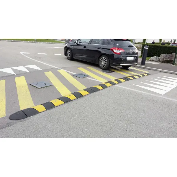 Retarder – Kabelbrücke 25 km/h, 20 t, Endstück – 180×300×55 mm, gelb-schwarz