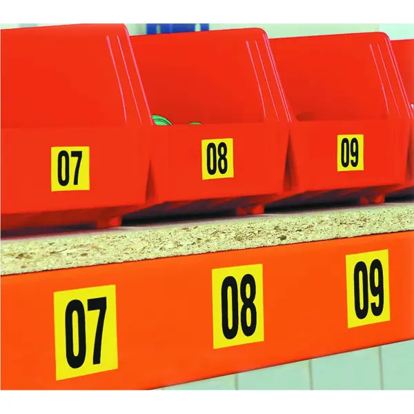 Selbstklebende Buchstaben – Zeichen A-Z, gelber Hintergrund, 6 Zeichen auf Karte