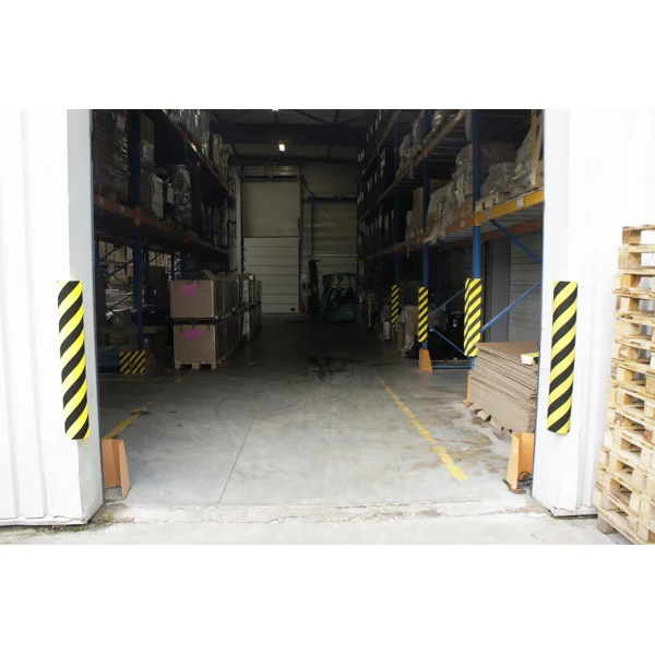 Selbstklebendes Schutzeckenprofil SoftBumper aus Schaumstoff, Form "Kreis" – 1000×D.150 mm, gelb-schwarz